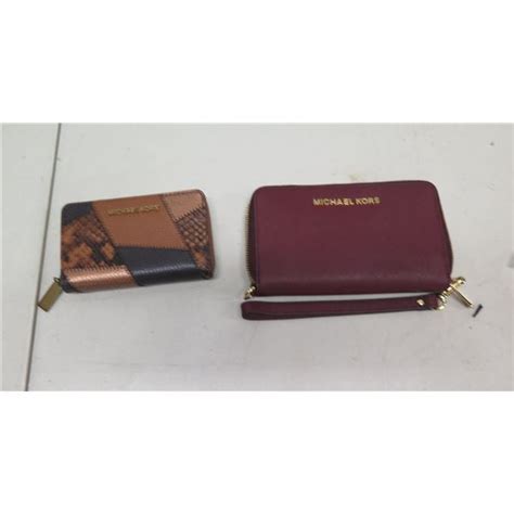 michael kors kartlık|Michael Kors Wallets and Wristlets .